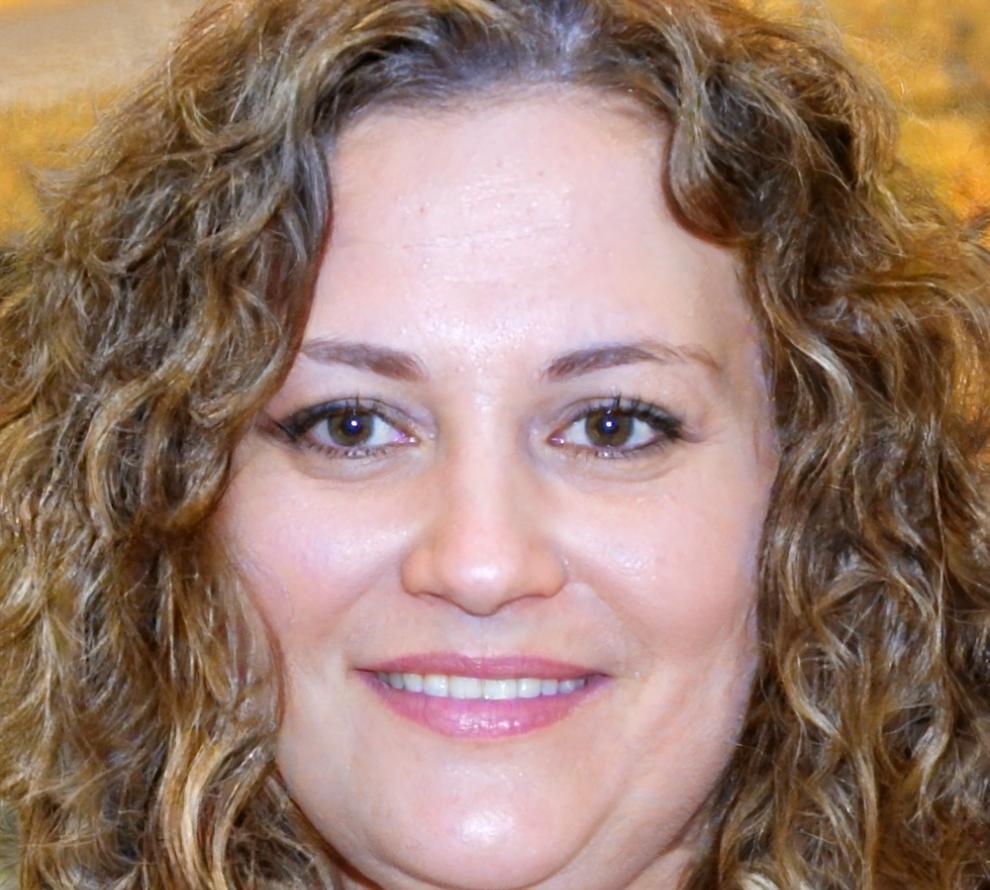 Porträt von Finanzexpertin Sabine Niedermair